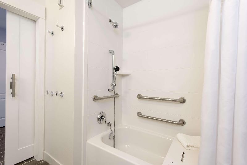 Номер Стандарт, Holiday Inn Express San Diego South   National City, An Ihg