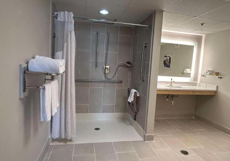 适合残疾人士使用的套间, Best Western Plus Heritage Rail Inn & Suites
