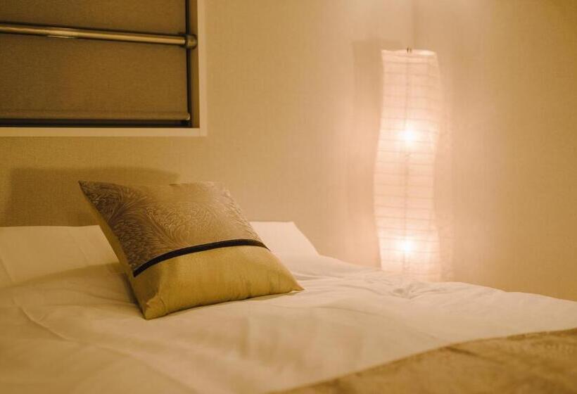 Четырехместный Номер Deluxe, Grand Base Karatsu Ekiminami