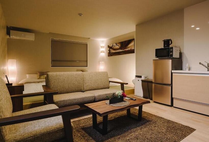 Четырехместный Номер Deluxe, Grand Base Karatsu Ekiminami