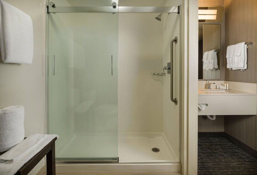 Номер Стандарт 2 Двуспальные Кровати, Courtyard By Marriott New Haven Orange