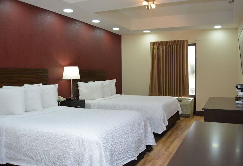 Camera Deluxe, Red Roof Inn Plus+ & Suites Chattanooga   Downtown