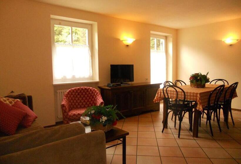 דירת שני חדרים עם מרפת, Residence Villa Avisio