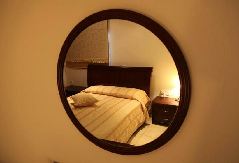 Семейный Номер, Vengera Suites