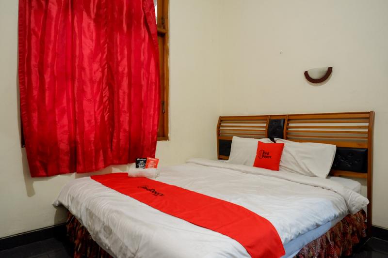 Номер Deluxe, Reddoorz Near Tugu Yogyakarta