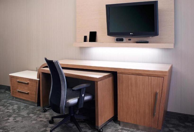 Номер Стандарт, Courtyard Toledo Rossford/perrysburg