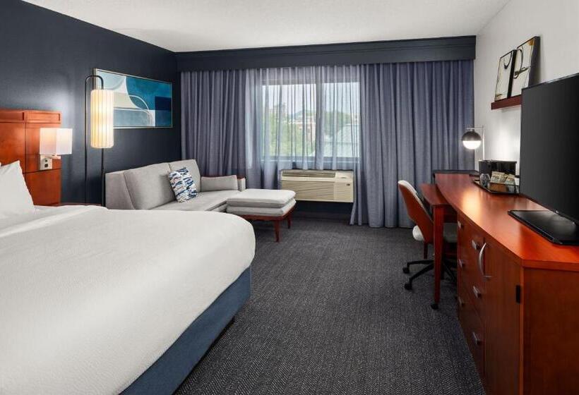 스탠다드 룸 킹사이즈 침대, Courtyard La Crosse Downtown/mississippi Riverfront