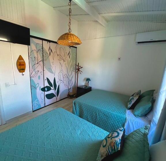 四人高级间, Pousada Orquídeas Do Guarujá