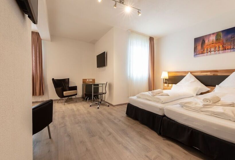 Family Suite, In Laisen