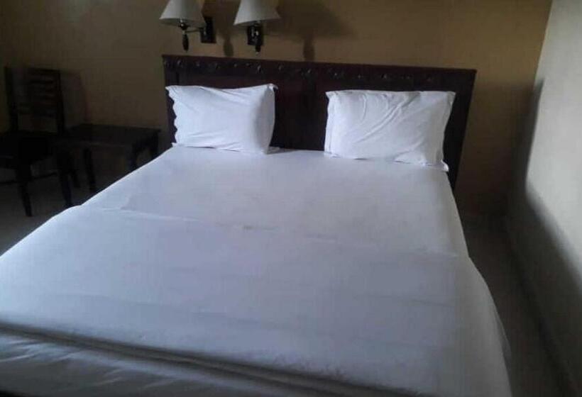 Номер Стандарт, Reddoorz Brand Man12045 Reddoorz Near Megamall Manado