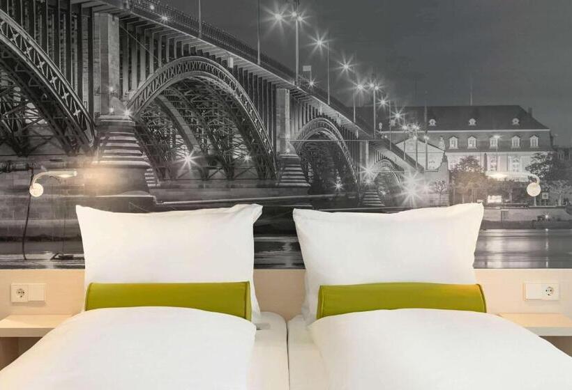 Номер Стандарт, Super 8 By Wyndham Mainz Zollhafen