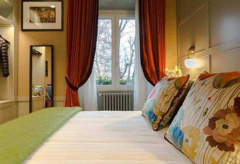 سوییت, Living Suites