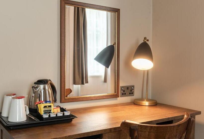 Семейный Номер, The Hawes Inn By Innkeeper S Collection