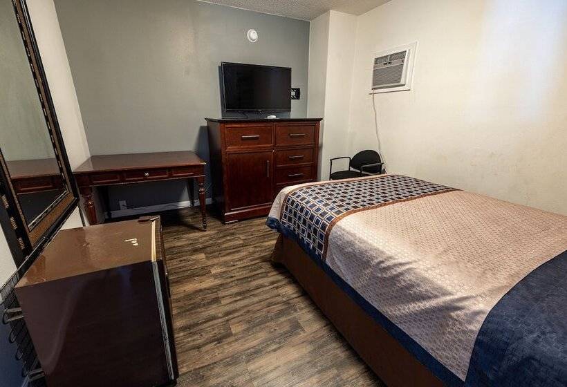 Номер Стандарт Трехместный, American Inn & Suites Russellville
