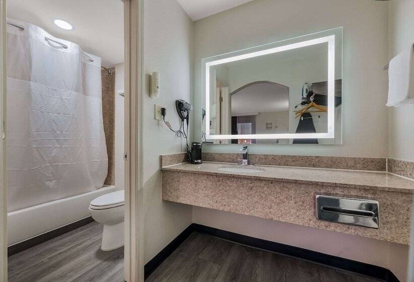 Номер Стандарт 2 Двуспальные Кровати, Quality Inn Gadsden   Attalla