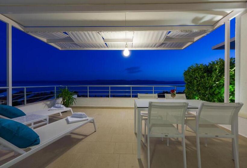 2 Bedroom Deluxe Apartment Sea View, Apartments Villa Azzurra Bol