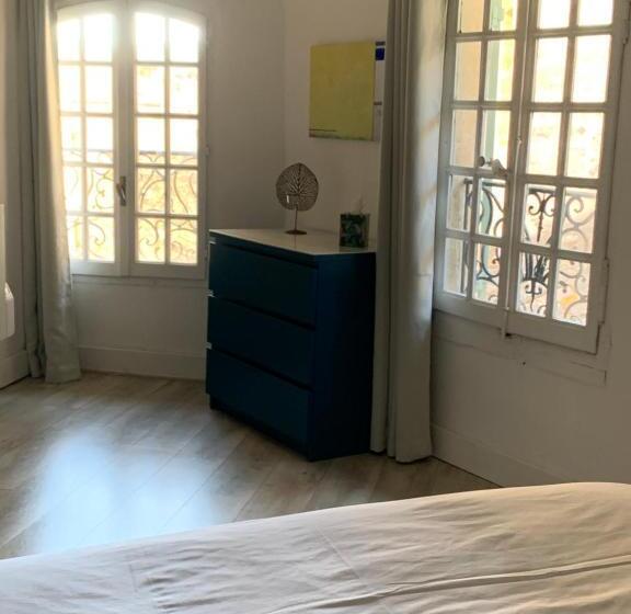 四人标准间, In Situ B&b