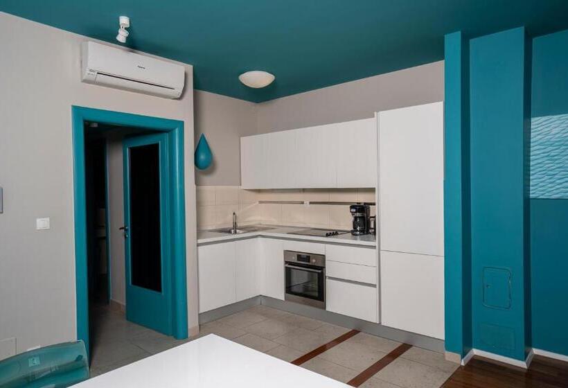 آپارتمان 2 خوابه با چشم‌انداز دریا, Apartments Villa Azzurra Bol