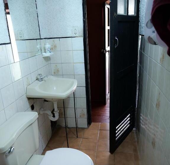 Семейный Номер, B&b Sun Gate