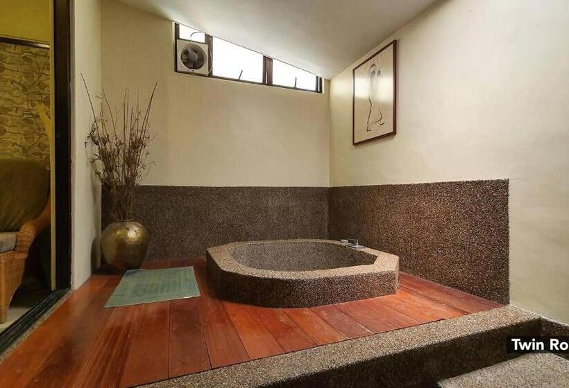 اتاق استاندارد, Ardour Lodge B Wing