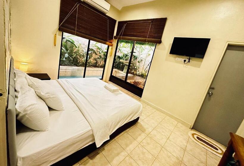سوییت, Ardour Lodge B Wing