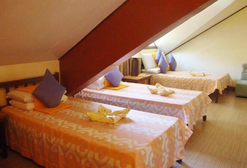 스위트, Lolo Oyong Pension House And Restaurant
