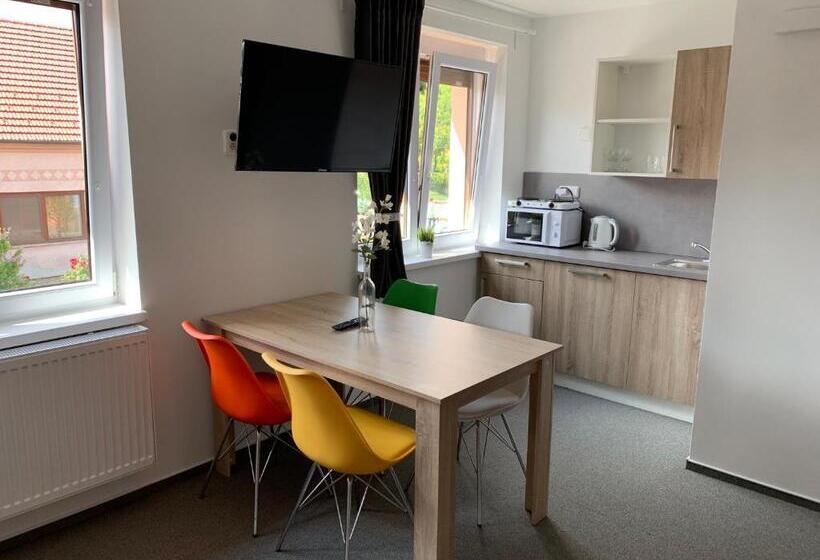 Апартаменты 1 Спальня, Mikulov Inn   Apartments Slunce