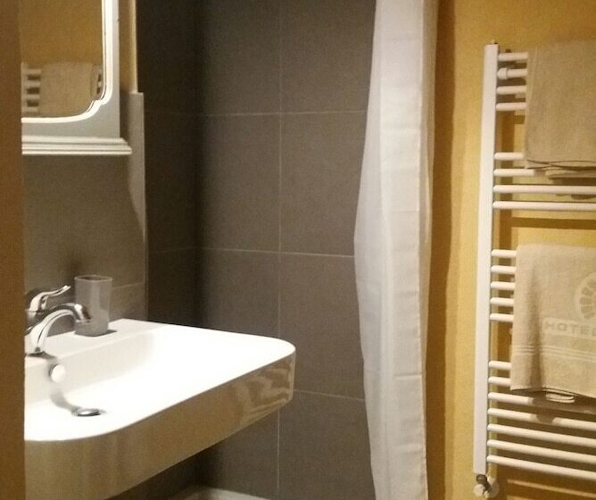 디럭스 룸, Cardaneto B&b