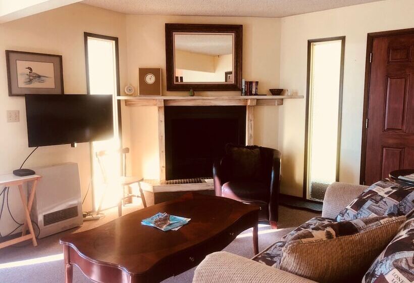 套房, Driftwood Inn