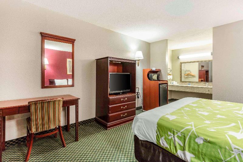 Стандартный Номер Кровать Кинг, Rodeway Inn Prattville I65