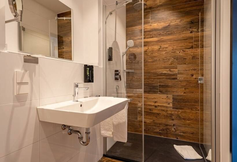 Номер Deluxe, Coucou Hotel & Kuckucks Stube