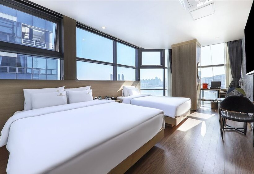 Королевский Номер, Gwanganri Hotel Oceanview