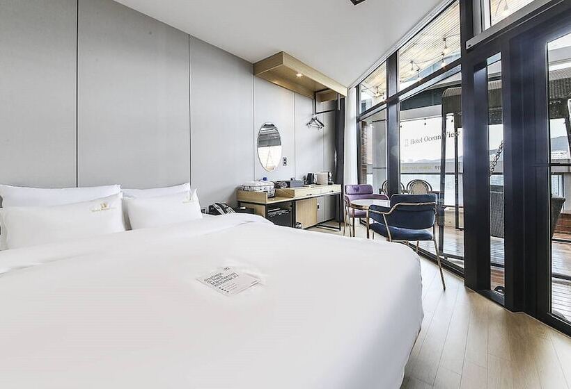 Королевский Номер, Gwanganri Hotel Oceanview