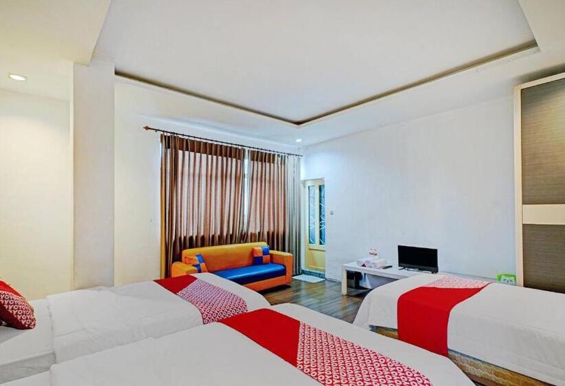 Люкс Superior, Reddoorz @ Jalan Sei Mencirim Medan