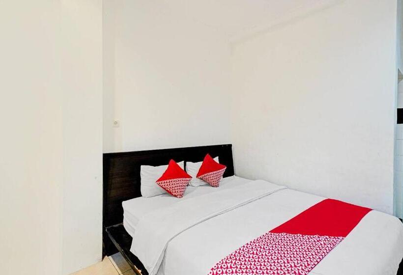 Номер Deluxe, Reddoorz @ Jalan Sei Mencirim Medan