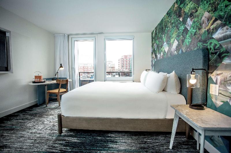 Стандартный Номер Кровать Кинг, Canvas Moncton, Tapestry Collection By Hilton