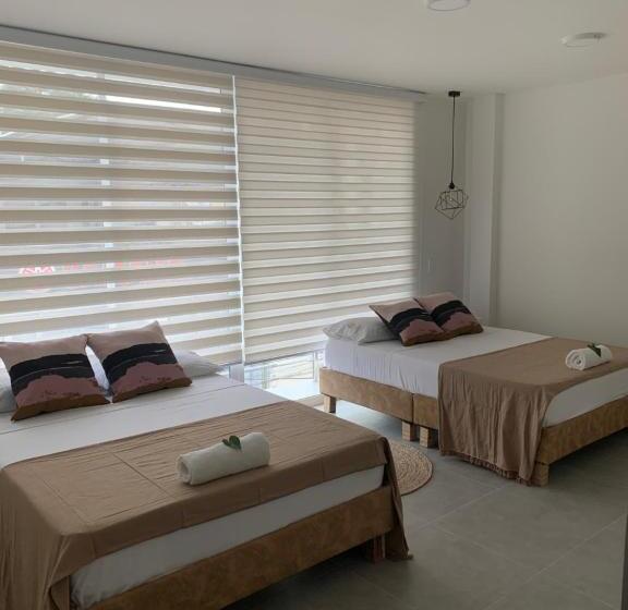 Family Suite, Viena