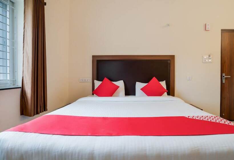Номер Стандарт, Super Hotel O Gokul Grand Near Sr Nagar Police Station
