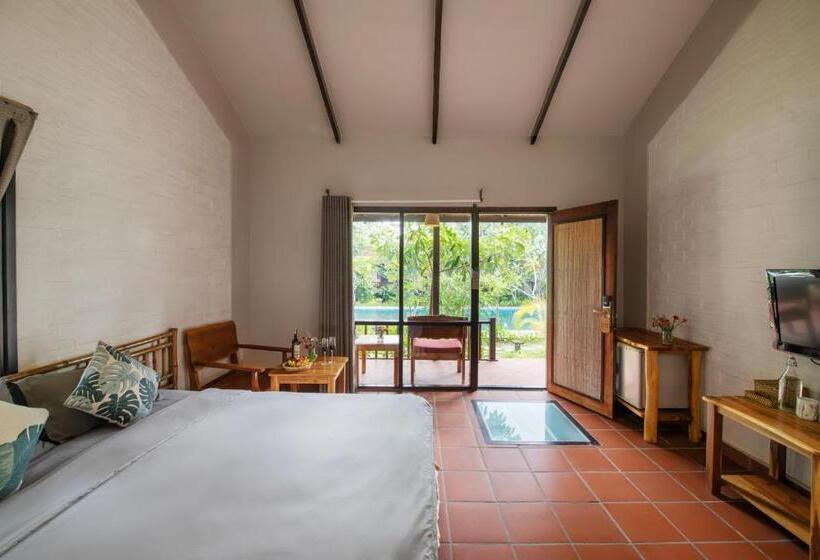 اتاق لوکس با چشم‌انداز استخر, An Nhien Retreat