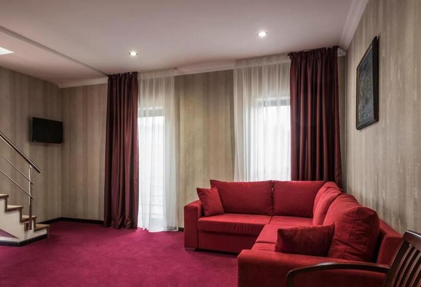 1 Bedroom Penthouse Apartment, Kopala Tskneti