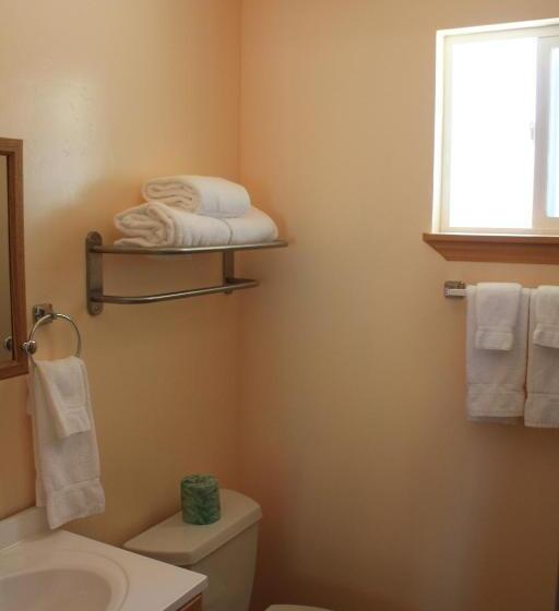 Номер Стандарт, Gold Trail Motor Lodge