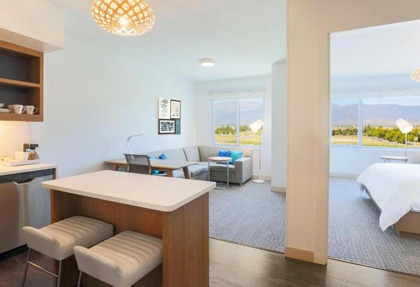 מיטת קינג בסוויטה, Element Ontario Rancho Cucamonga
