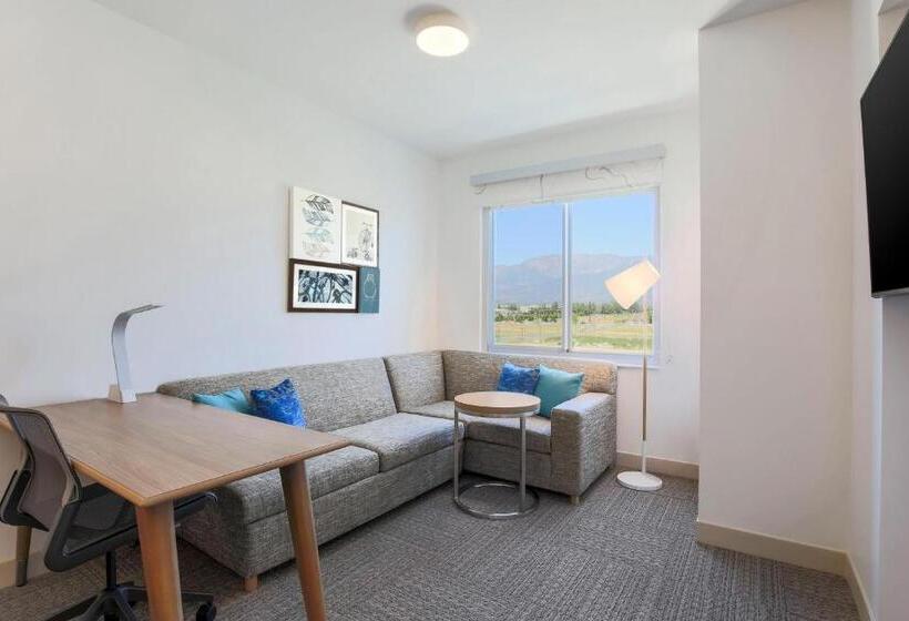 מיטת קינג בסוויטה, Element Ontario Rancho Cucamonga