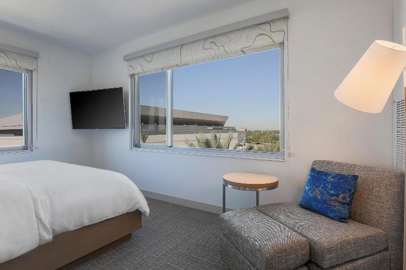 סטודיו סטנדרט, מיטה זוגית, Element Ontario Rancho Cucamonga