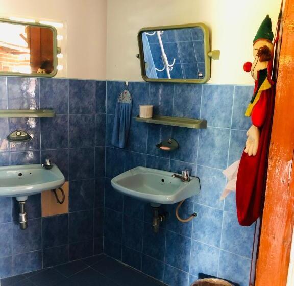 Номер Стандарт Индивидуальный Совместная Ванная, Banthai Guesthouse