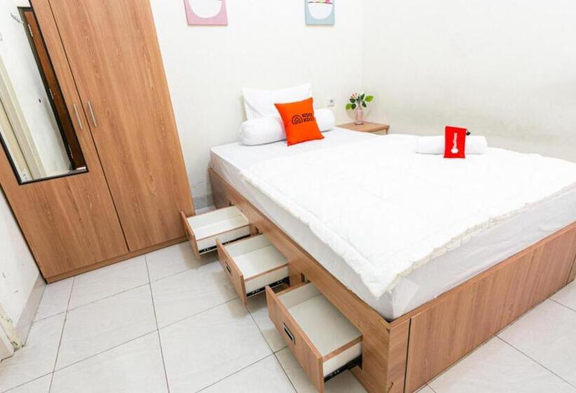 Номер Economy, Reddoorz Syariah Near Assalaam   Ums