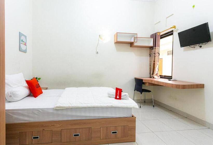 Номер Economy, Reddoorz Syariah Near Assalaam   Ums