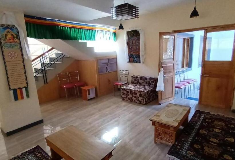 Номер Стандарт, Goba Guest House