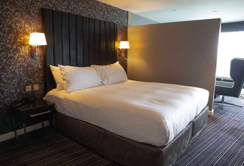 Номер Стандарт, Hilton East Brunswick Hotel & Executive Meeting Center