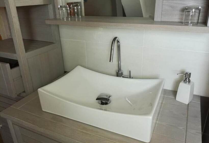 Номер Стандарт, Chambre Rose Blanche
